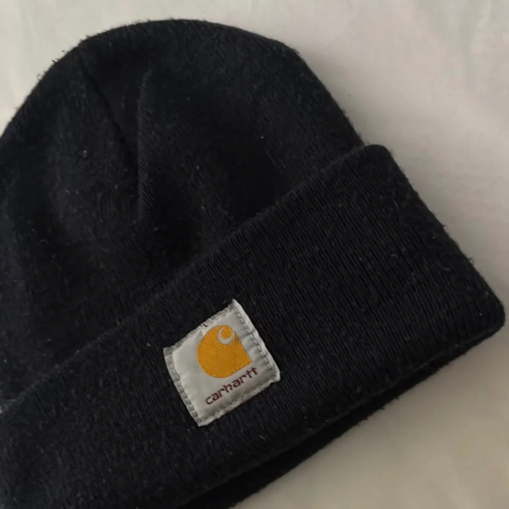 Carhartt Classic Black Knit Hat - Picture 3 of 4